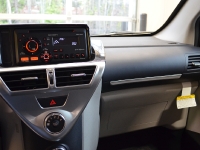 2012_scion_iq_09