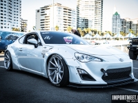 1-formula-drift-long-beach-2014-car-show-pits-32